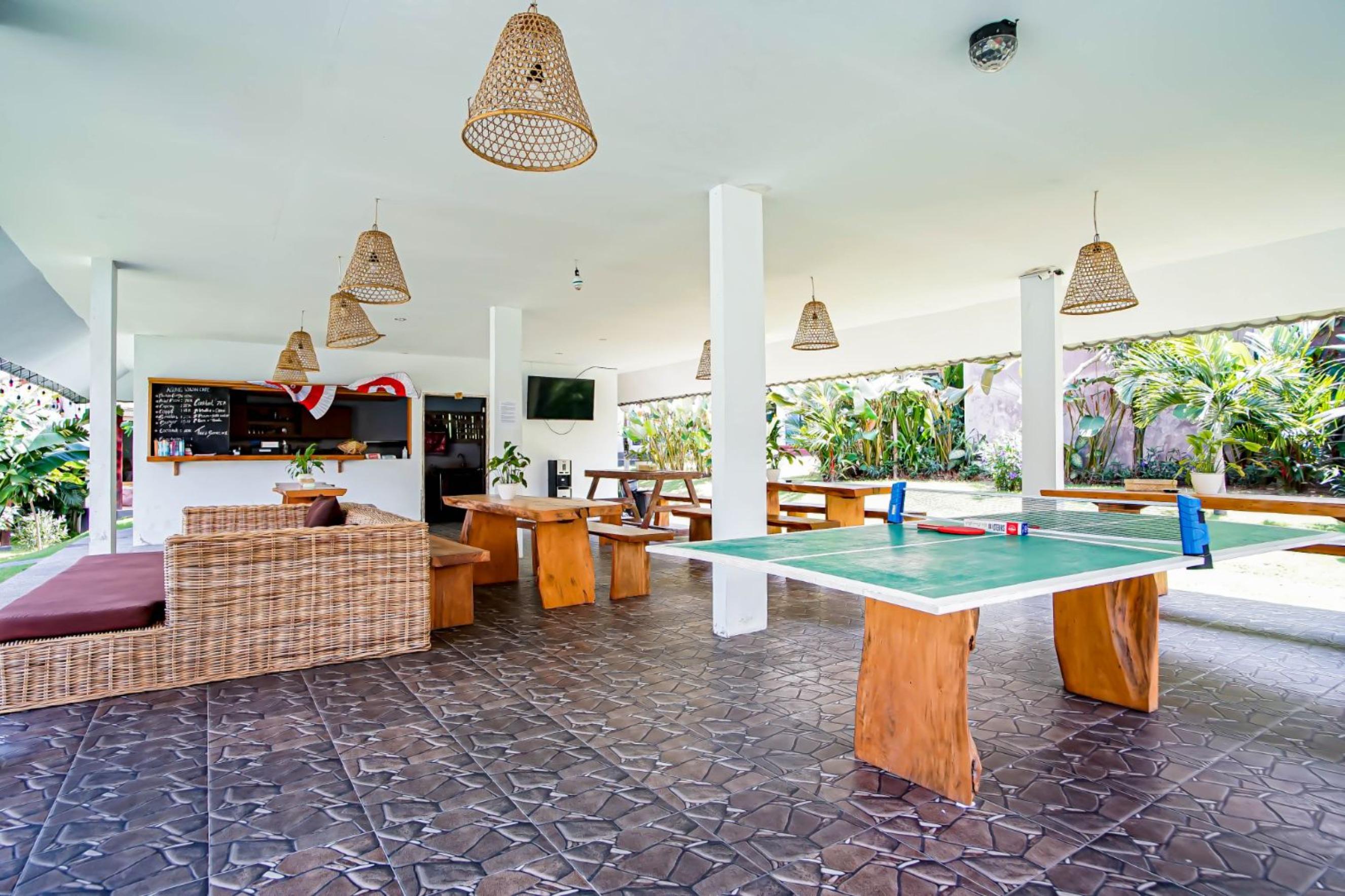 Agung Wiwin Homestay & Restaurant Mengwi Exteriör bild