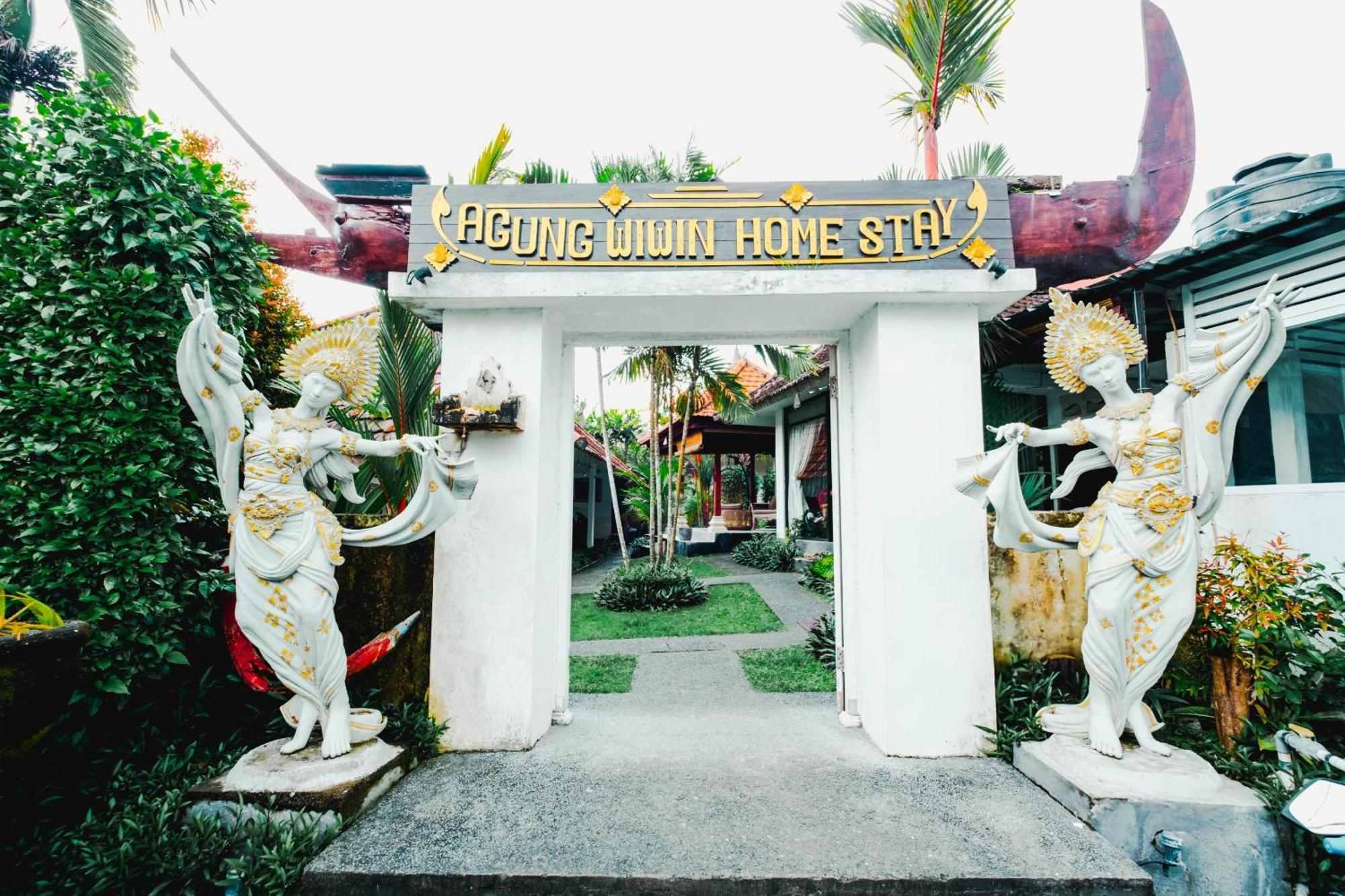 Agung Wiwin Homestay & Restaurant Mengwi Exteriör bild